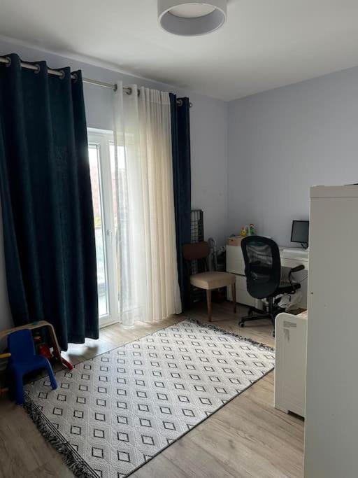 Family Friendly 2 Bedroom Apartment Eden Gardens Tirana City Center Zewnętrze zdjęcie